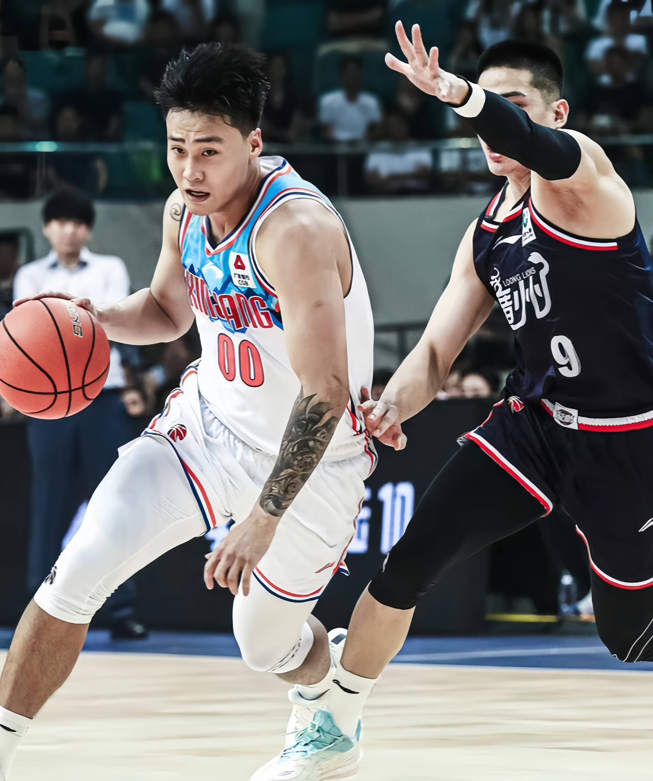 赛后CBA常规赛焦点战，达拉斯独行侠状态回暖，态度坚定，更衣室氛围转暖的简单介绍